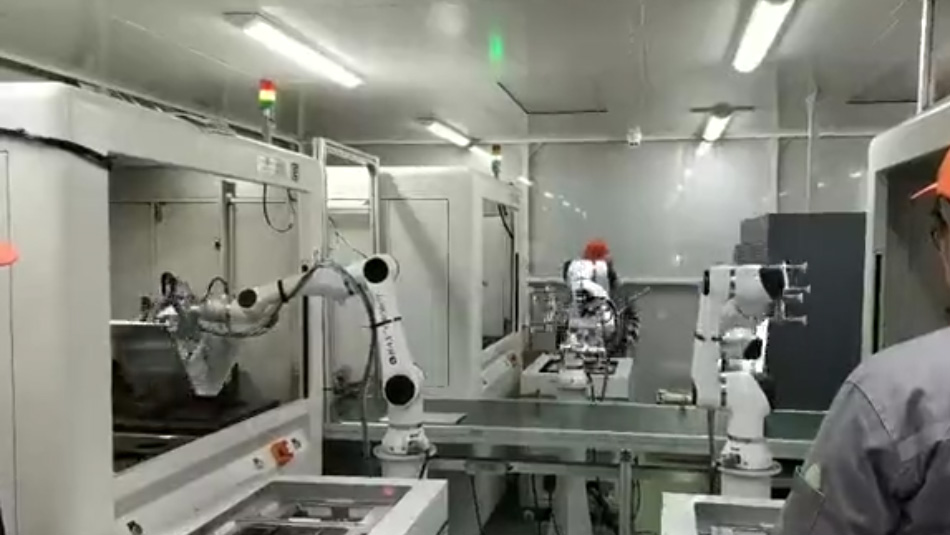 电脑后壳上下料