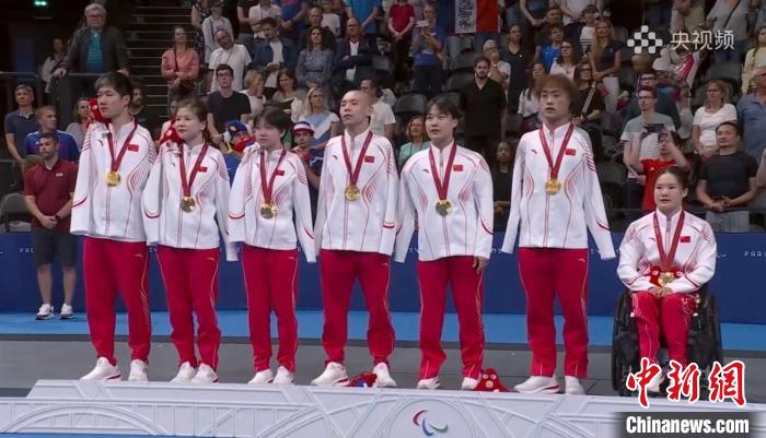 启蒙教练谈彭秋萍夺冠：她始终咬牙坚持，从不