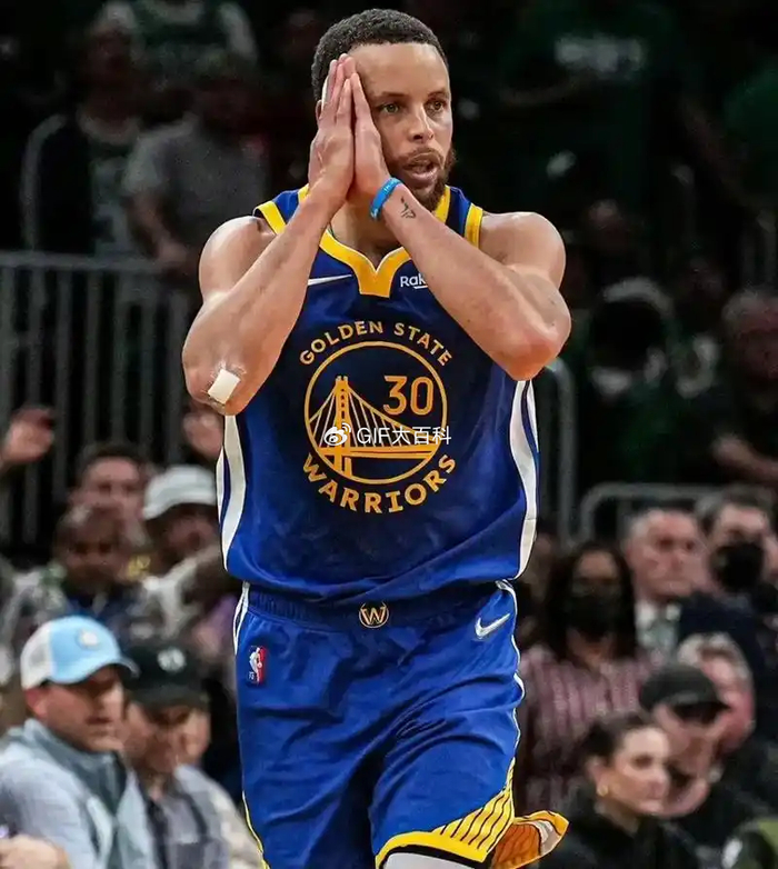 从伤病到传奇：库里如何用坚韧改写篮球历史