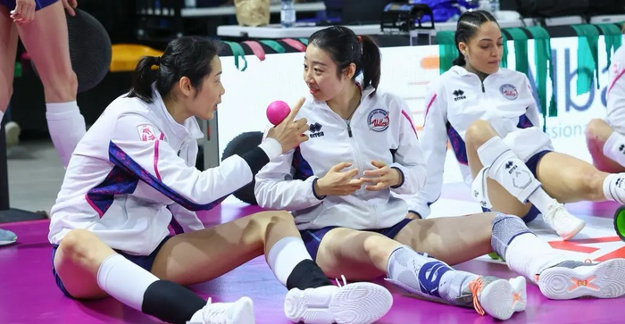 中国女排二传姚迪加盟意甲豪门科内利亚诺 与朱