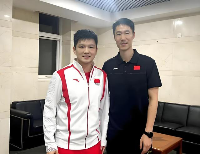 樊振东正式转会杜塞尔多夫 开启欧洲新篇章