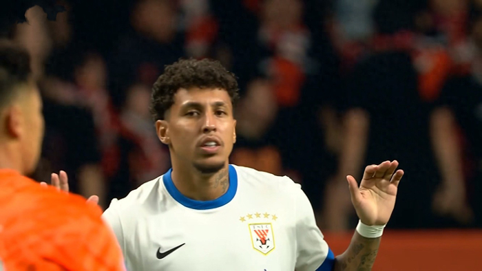 山东泰山主场迎战大连英博 两队主客场表现差异