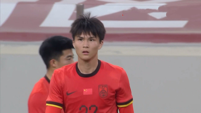 山东泰山主场迎战大连英博 两队主客场表现差异