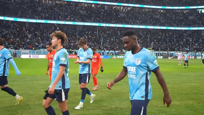 山东泰山主场迎战大连英博 两队主客场表现差异