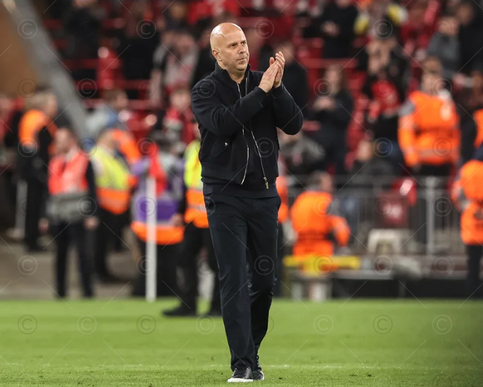 索博斯洛伊位置争议升级 俱乐部与国家队博弈凸