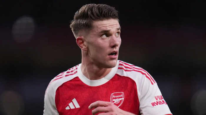 索博斯洛伊位置争议升级 俱乐部与国家队博弈凸