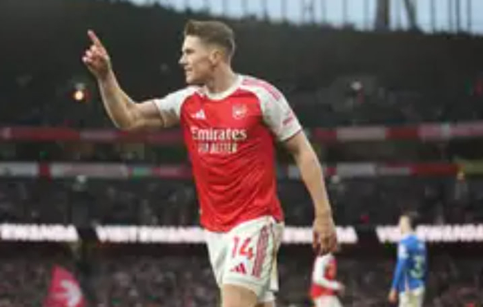 索博斯洛伊位置争议升级 俱乐部与国家队博弈凸